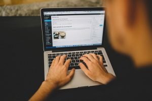 Read more about the article AutoBlogs